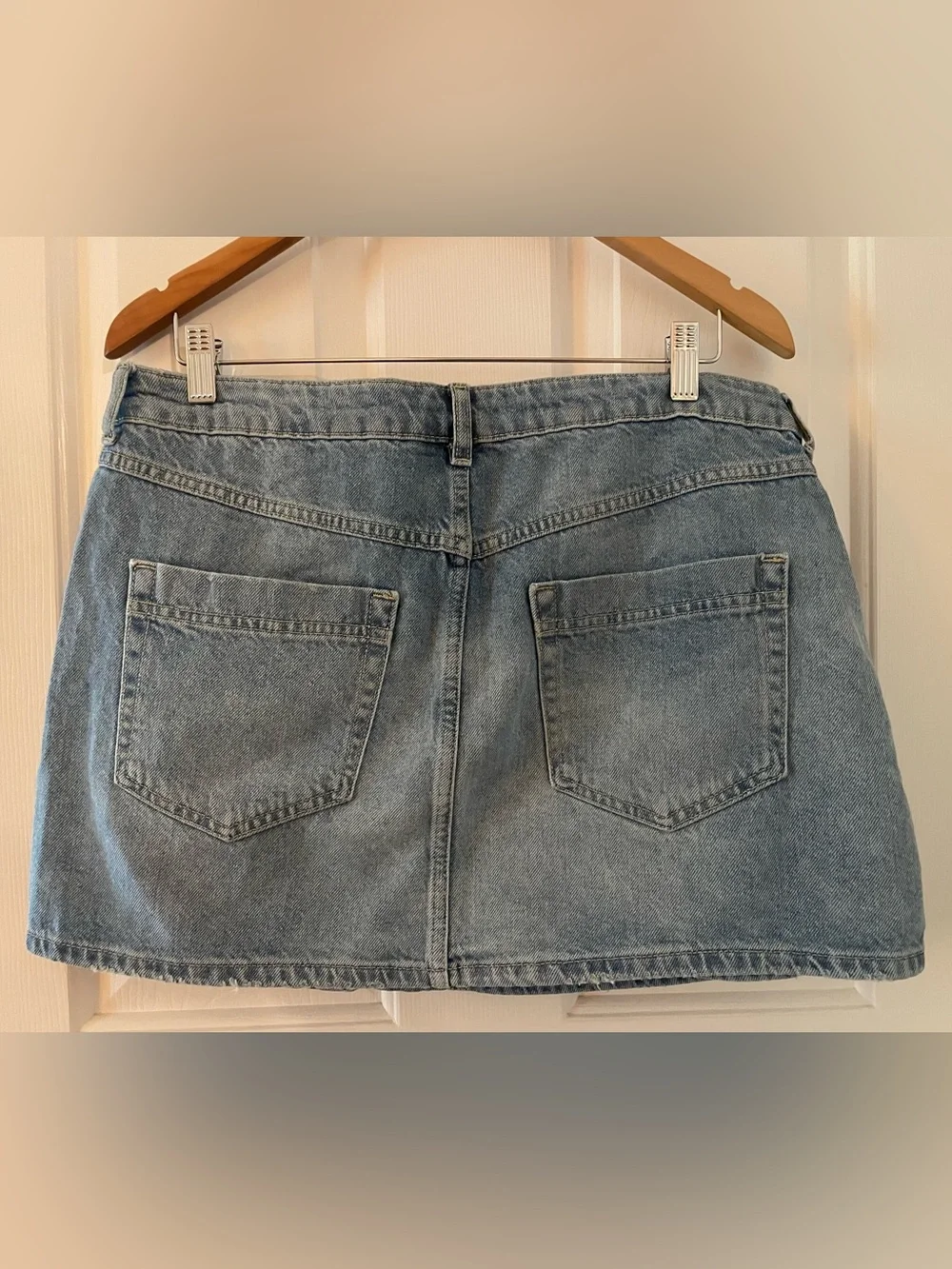 Free People Wynne Denim Skirt - Light Indigo size 31 NWT